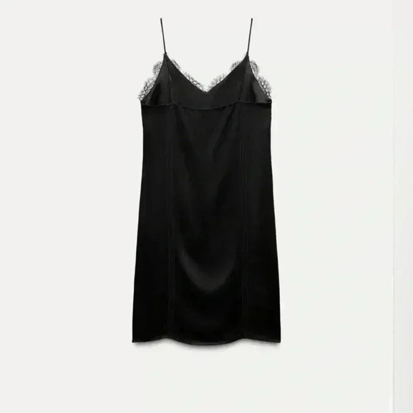 🔥🔥Zara satin effect lace dress - Picture 4 of 13